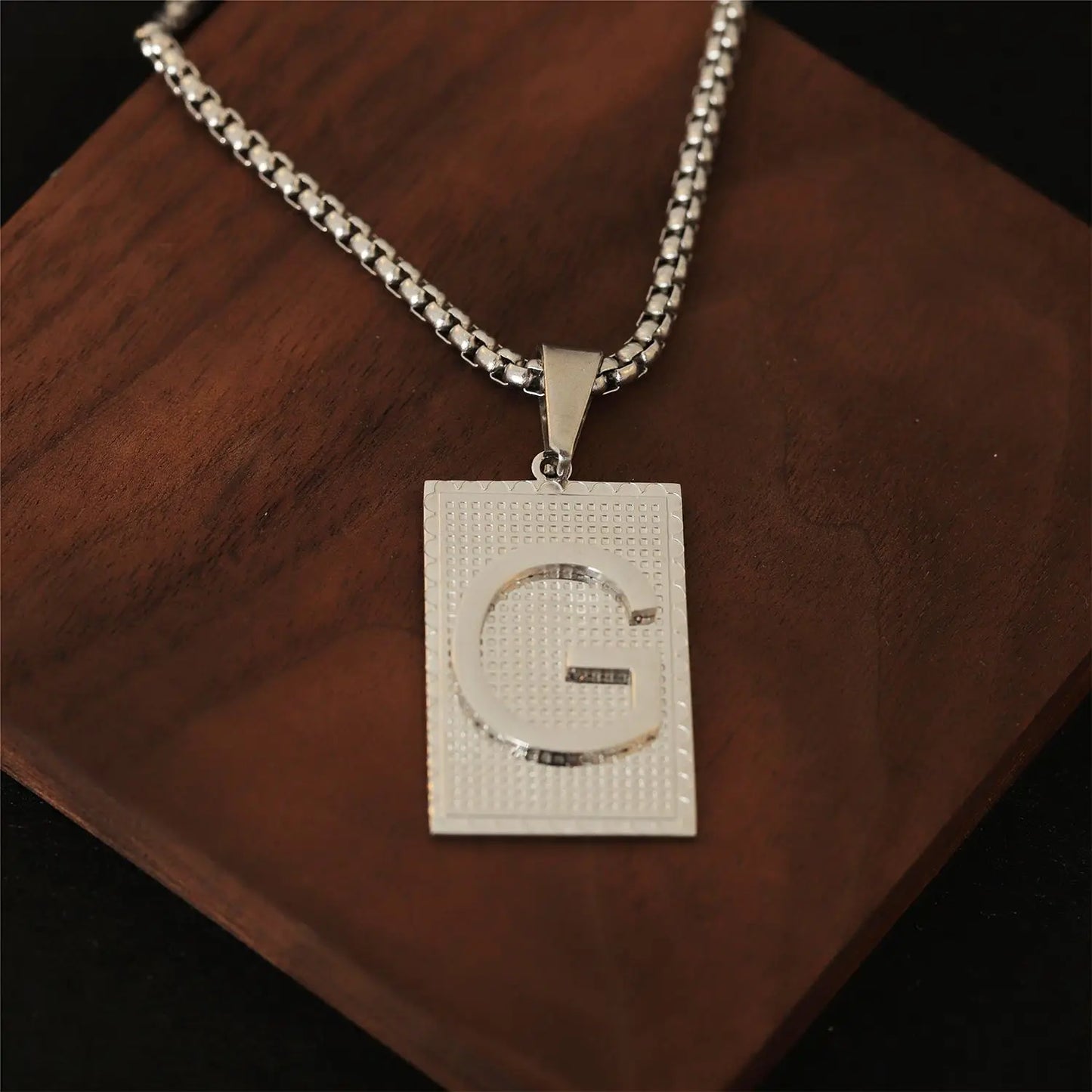 Square Customized Initial Necklace Stainless Steel Personalized Nameplate Letter Pendant