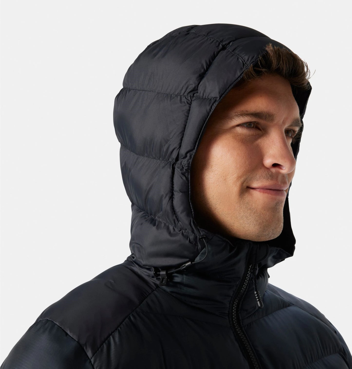 Men's Insulated Hooded Jacket Water-resistant fabric sheds moisture and light rain