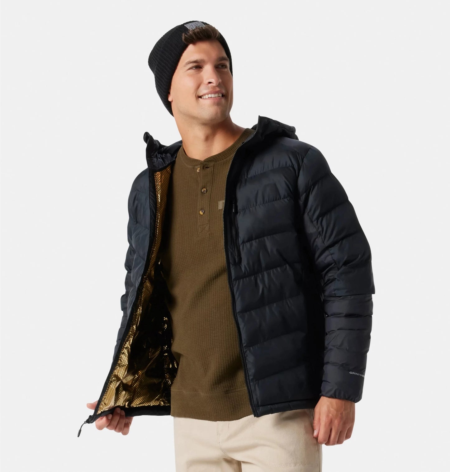 Men's Insulated Hooded Jacket Water-resistant fabric sheds moisture and light rain